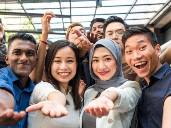 Peranan Guru dalam Membangun Pelajar yang Cemerlang dan Berintegriti